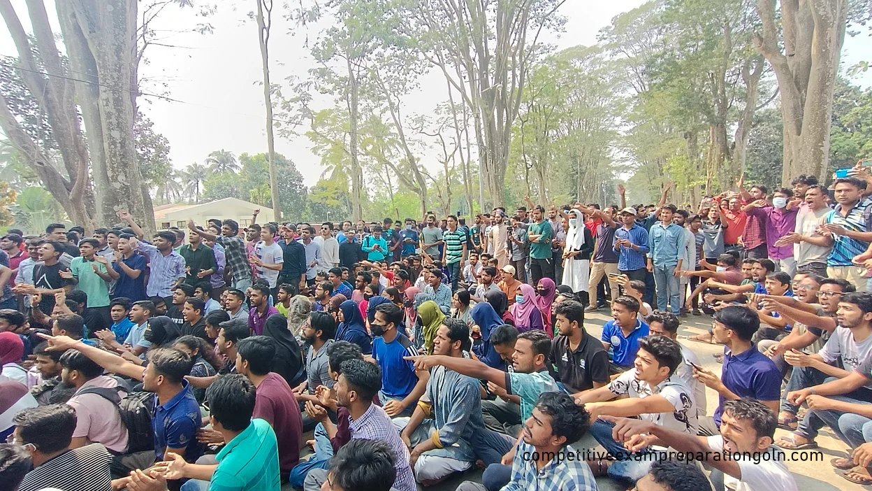 রাজশাহী বিশ্ববিদ্যালয়ে প্রশাসনিক ভবনে তালা দিয়ে শিক্ষার্থীদের বিক্ষোভ । সারা সপ্তাহের খবর 2 রাজশাহী বিশ্ববিদ্যালইয়ে প্রশাসনিক ভবনে তালা দিয়ে শিক্ষার্থীদের বিক্ষোভ । সারা সপ্তাহের খবর