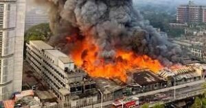 রাজধানীর বঙ্গবাজারে ভয়াবহ আগুন | সারা সপ্তাহের খবর